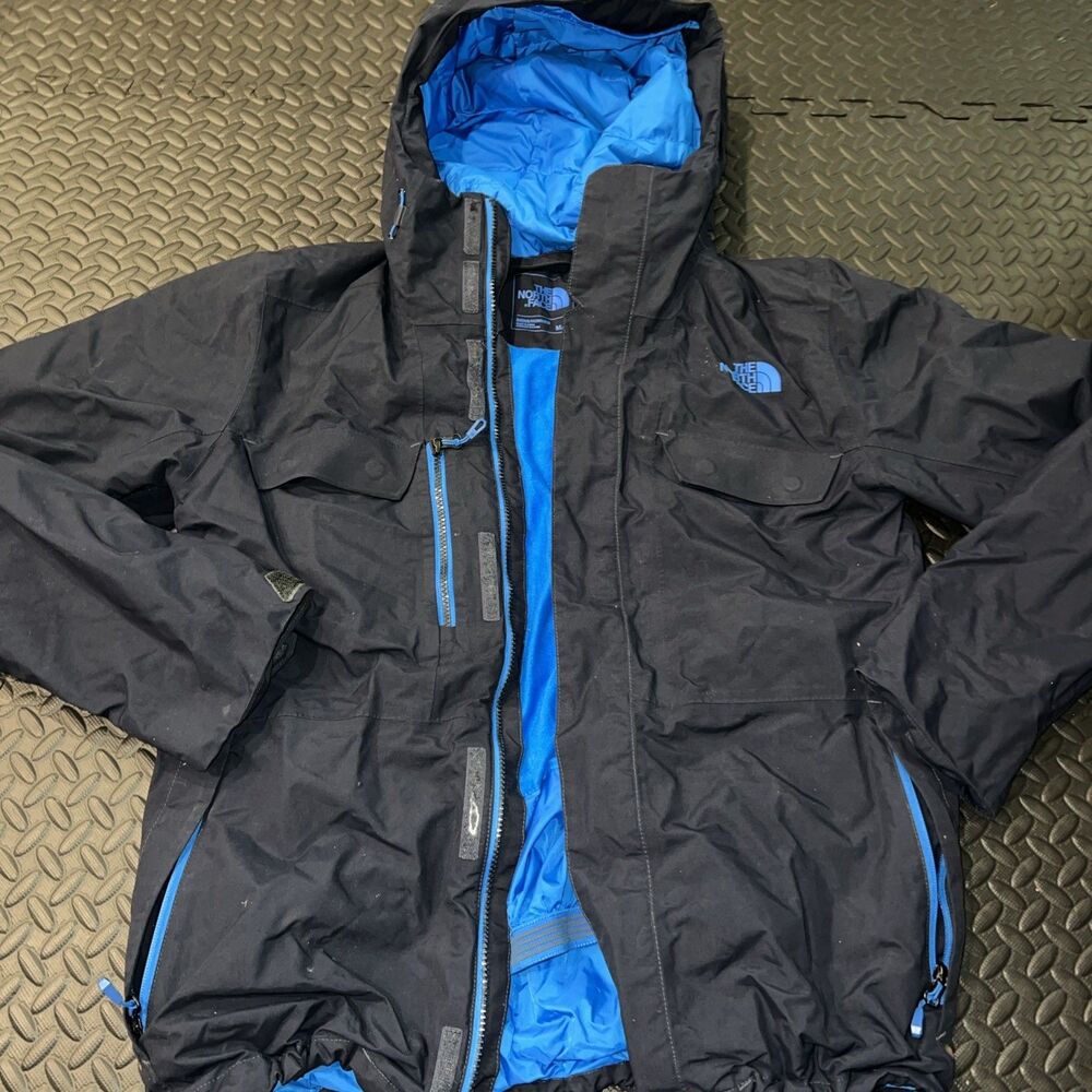 The North Face Men's Hooded Jacket Size Medium Men Navy & Blue Bubble Lined Rain